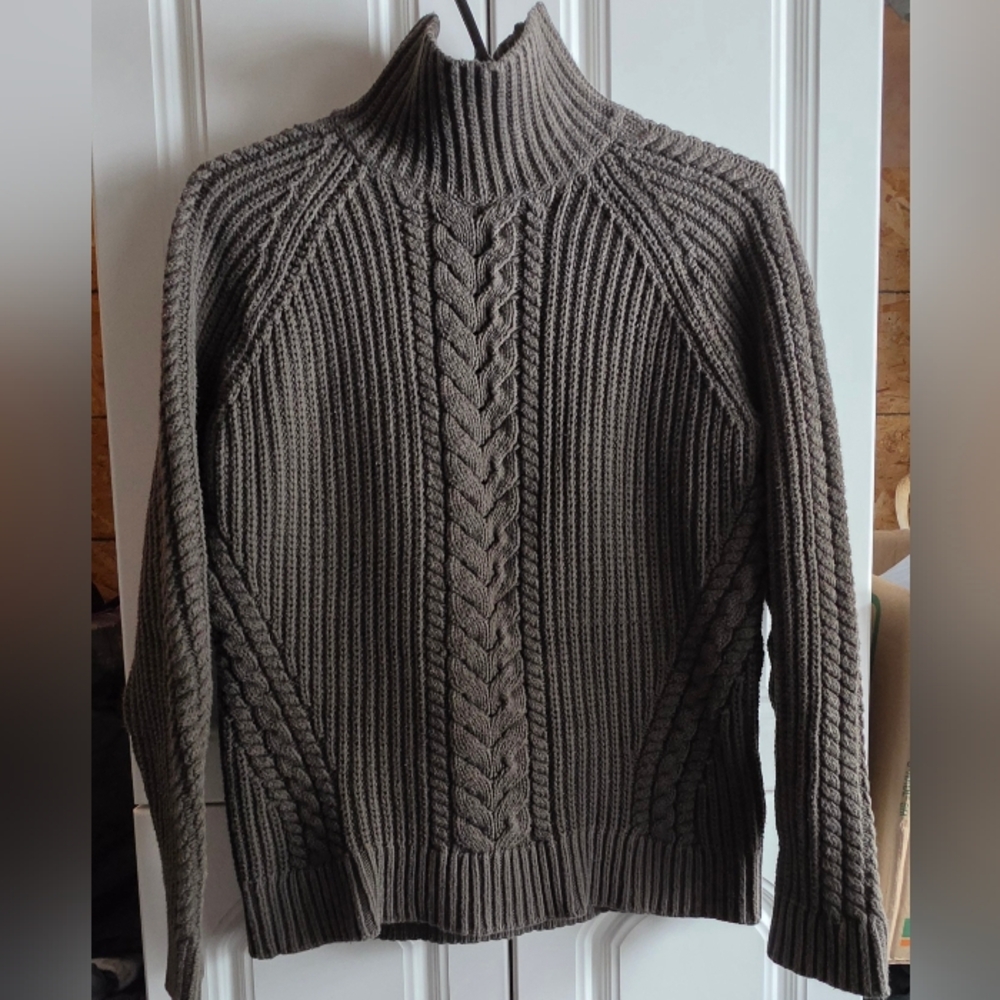 💥 Lululemon Bring The Cozy Turtleneck - Picture 6 of 10